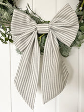 Medium Bow - Grey Stripe Linen