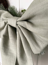 Medium Bow - Sage Linen